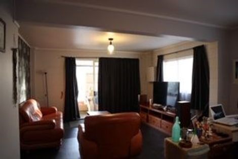 Photo of property in 12 Holt Avenue, Torbay, Auckland, 0630