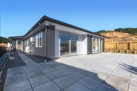 Photo of property in 154 Navigation Drive, Whitby, Porirua, 5024