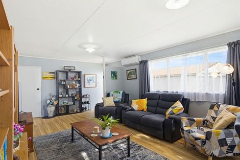 Photo of property in 17a Tainui Street, Castlecliff, Whanganui, 4501