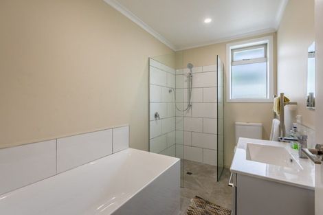 Photo of property in 10 Hickey Street, Otane, 4202