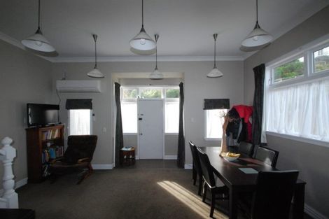 Photo of property in 70 Salford Street, Newlands, Wellington, 6037