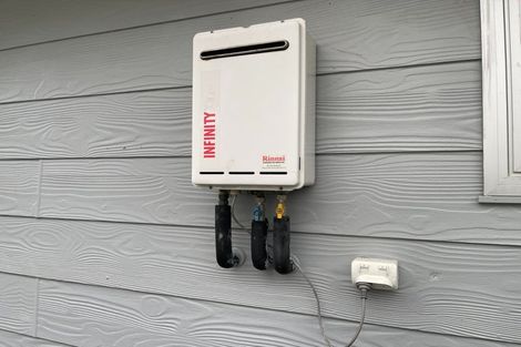 Photo of property in 13 Oaklands Grove, Clouston Park, Upper Hutt, 5018