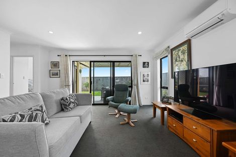 Photo of property in 11u8 Errol Close, Burbush, Hamilton, 3288