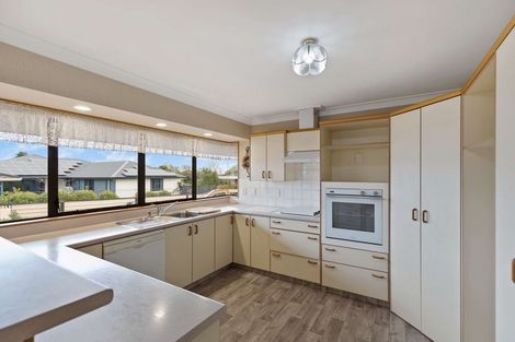 Photo of property in 5 Wanganui Road, Marton, 4710