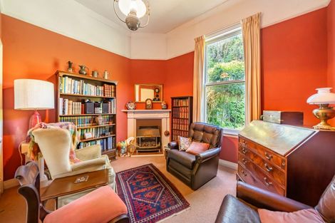 Photo of property in 185 Glenmore Street, Kelburn, Wellington, 6012