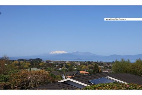 Photo of property in 77 Harvey Street, Waipahihi, Taupo, 3330