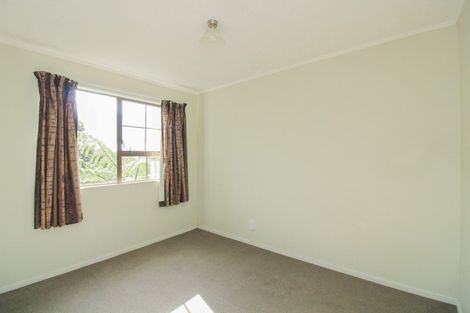 Photo of property in 67b Thurleigh Grove, Karori, Wellington, 6012