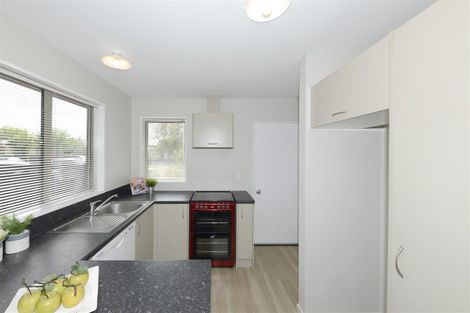 Photo of property in 17 Picton Avenue, Riccarton, Christchurch, 8011