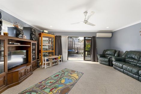 Photo of property in 2 Rata Avenue, Huntly, 3700