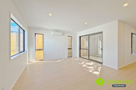 Photo of property in 7c Buisson Glade, West Harbour, 0618