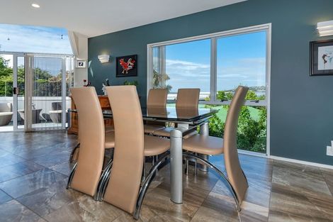 Photo of property in 9 Avoca Valley Road, Heathcote Valley, Christchurch, 8022