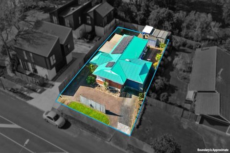 Photo of property in 40 Cascades Road, Pakuranga Heights, Auckland, 2010