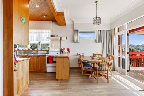 Photo of property in 7 Phillip Avenue, Glen Eden, Auckland, 0602