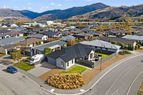 Photo of property in 14 Stowell Drive, Cromwell, 9310