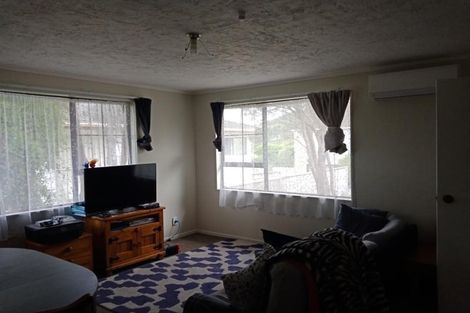 Photo of property in 67b Thurleigh Grove, Karori, Wellington, 6012