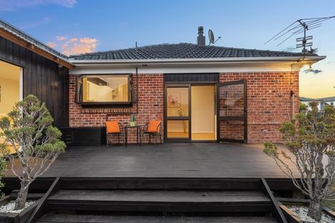 Photo of property in 55 Cambridge Terrace, Papatoetoe, Auckland, 2025