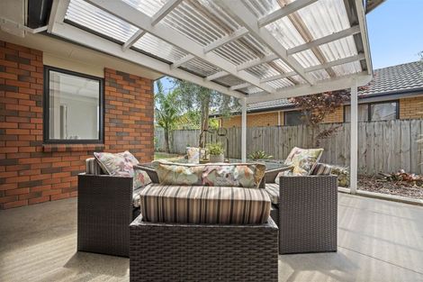 Photo of property in 26 Mandalay Place, Waiuku, 2123