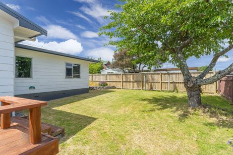 Photo of property in 2/35 Otupai Street, Two Mile Bay, Taupo, 3330