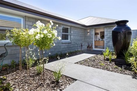 Photo of property in 24 Spencer Place, Springlands, 7201
