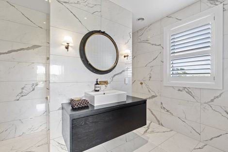 Photo of property in 90 Bushlake Way, Kingseat, Papakura, 2580