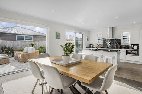 Photo of property in 12 Poulson Grove, Trentham, Upper Hutt, 5018