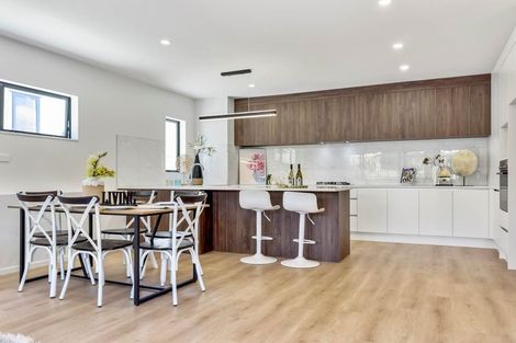 Photo of property in 10c Silver Birch Rise, Henderson, Auckland, 0612