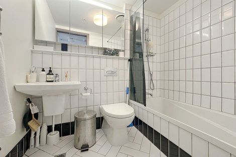Photo of property in 106/3u Roxburgh Street, Mount Victoria, Wellington, 6011