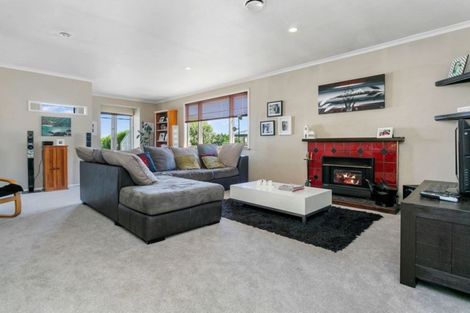 Photo of property in 6 Queen Street, Cambridge, 3434