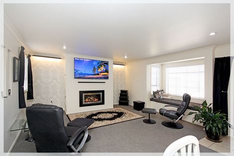 Photo of property in 24 Thomas Place, Foxton Beach, Foxton, 4815