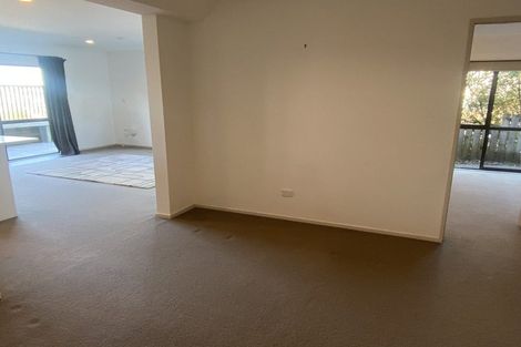 Photo of property in 94 Carlisle Road, Browns Bay, Auckland, 0632