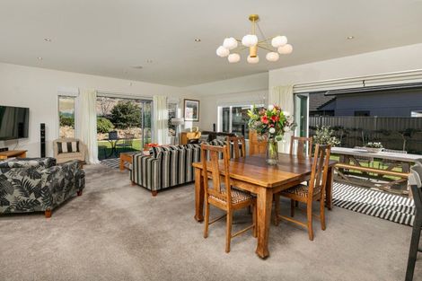 Photo of property in 50 Kelliher Drive, Wanaka, 9305