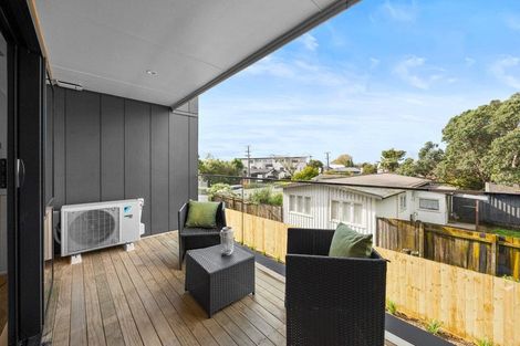 Photo of property in 8/6 Robertson Road, Ranui, Auckland, 0612