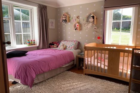 Photo of property in 42 Sunshine Avenue, Karori, Wellington, 6012