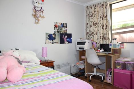 Photo of property in 169f Colwill Road, Massey, Auckland, 0614