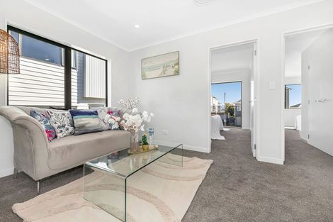 Photo of property in 28 Adamson Road, Flat Bush, Auckland, 2019