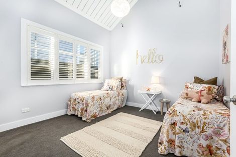 Photo of property in 18 Cuba Street, Petone, Lower Hutt, 5012