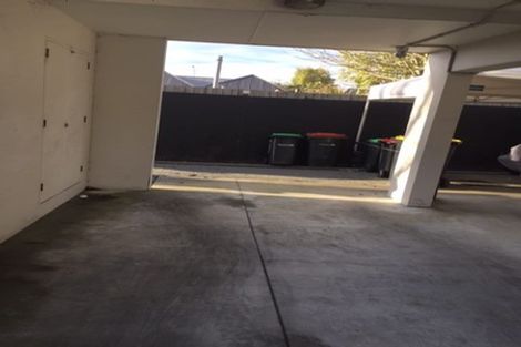 Photo of property in 4/6 Defoe Place, Waltham, Christchurch, 8023