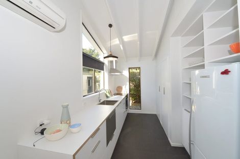 Photo of property in 11 Taupata Street, Redcliffs, Christchurch, 8081