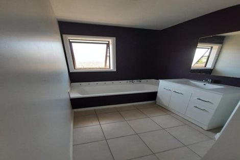 Photo of property in 16 Vardon Crescent, Shirley, Christchurch, 8061