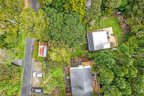 Photo of property in 43 Kauri Point Road, Laingholm, Auckland, 0604