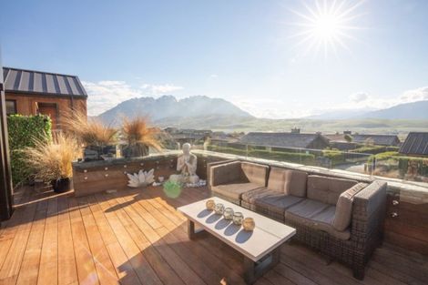 Photo of property in 27 Rannoch Drive, Jacks Point, Queenstown, 9371