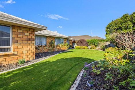 Photo of property in 4 Brooklyn Heights Drive, Kelvin Grove, Palmerston North, 4414