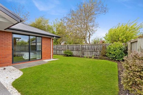 Photo of property in 16a Surrey Street, Linwood, Christchurch, 8062