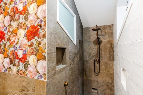 Photo of property in 1/53 Rosario Crescent, Red Beach, 0932