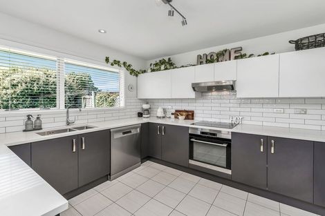 Photo of property in 12 Othello Drive, Rolleston, 7614