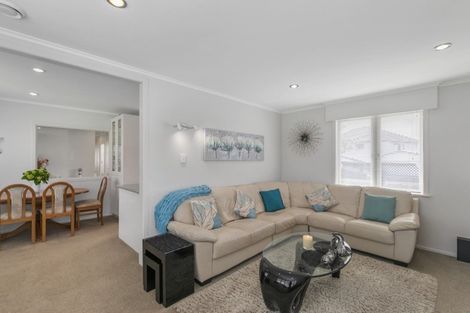 Photo of property in 272 Rangatira Road, Beach Haven, Auckland, 0626