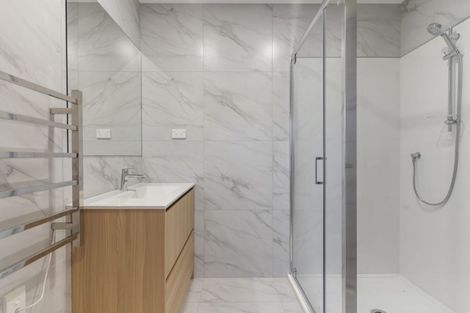 Photo of property in 8/10 Orchid Place, Te Atatu South, Auckland, 0610