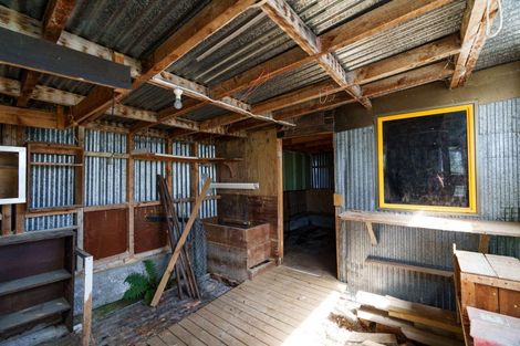 Photo of property in 28 Chatham Street, Waihola, Milton, 9073