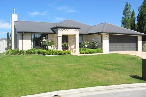 Photo of property in 9 Milkers Gate, Parklands, Christchurch, 8083
