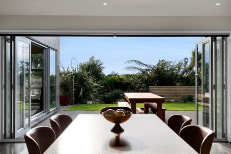 Photo of property in 61 Karamea Street, Whalers Gate, New Plymouth, 4310